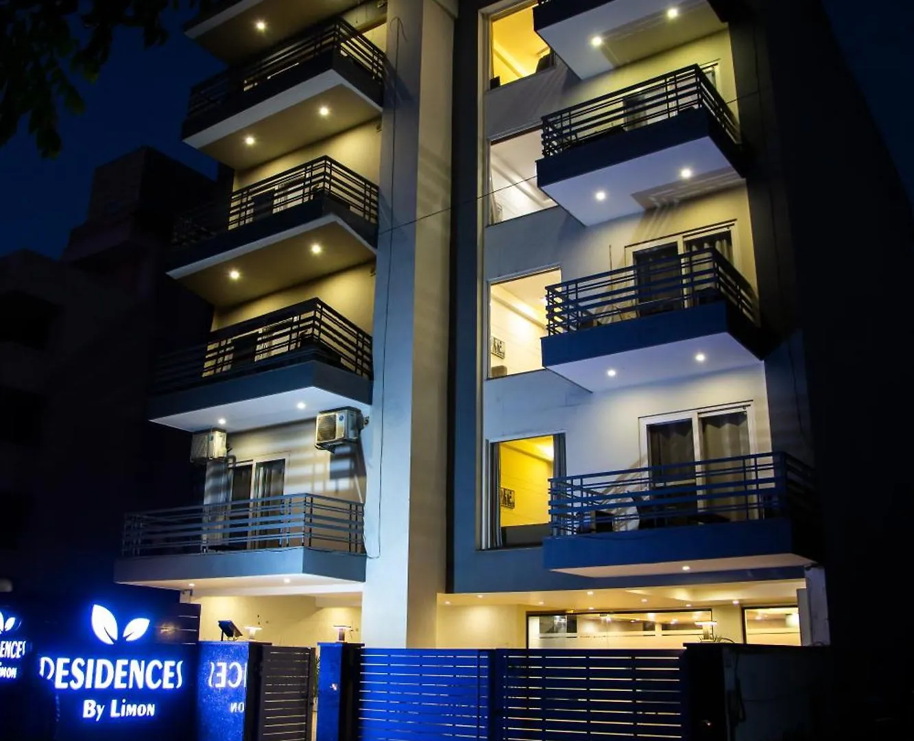 Residences By Limon Gurgaon 3*,