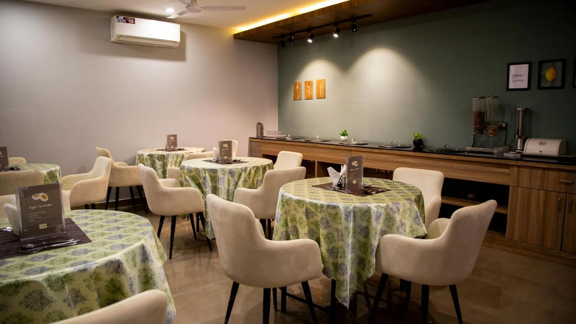 *** Hotel Residences By Limon Gurgaon Inde